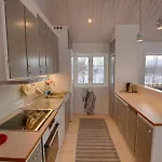 New 4bedroom With Sauna, Terrace & Fireplace