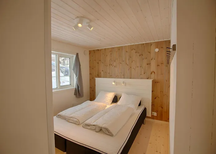 New 4bedroom With Sauna, Terrace & Fireplace